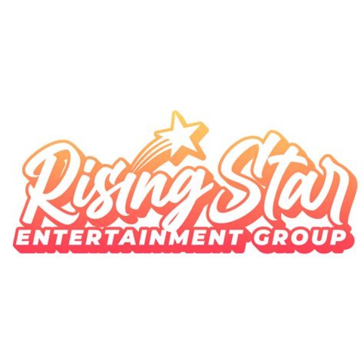 Aya Hitakayama: The Rising Star in the World of Entertainment