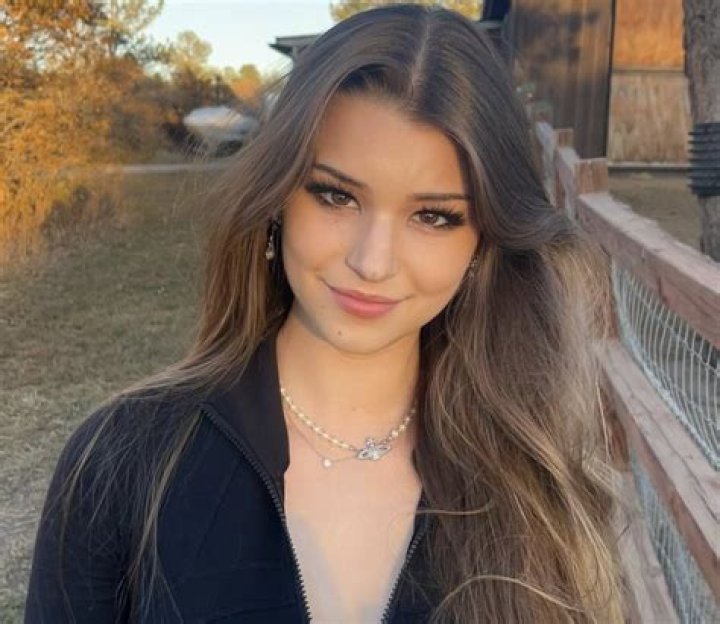 Brooke Monk Naked: Exploring the Life and Career of the Rising Social Media Star