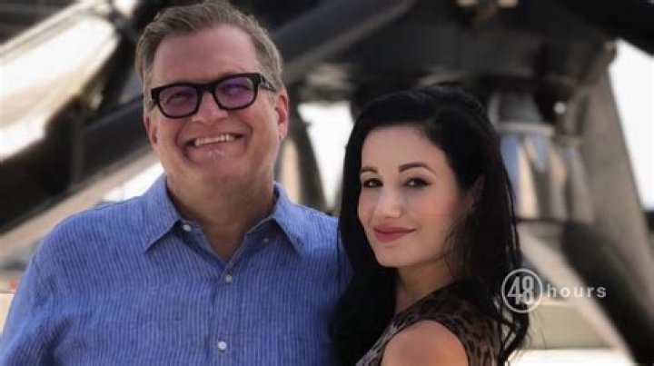 Drew Carey Dating: Exploring His Relationships and Love Life