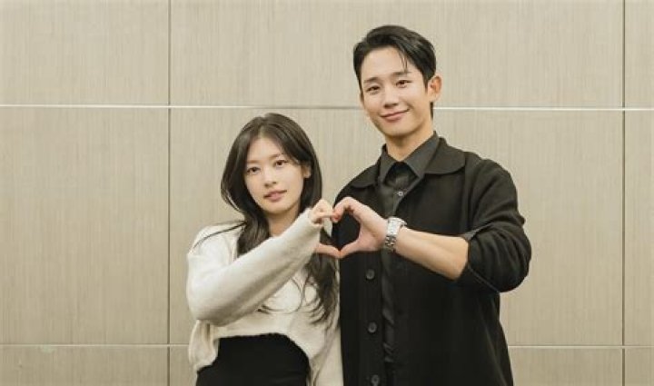 Exploring the Life of Jung Hae In's Wife: An In-Depth Look at Their Relationship