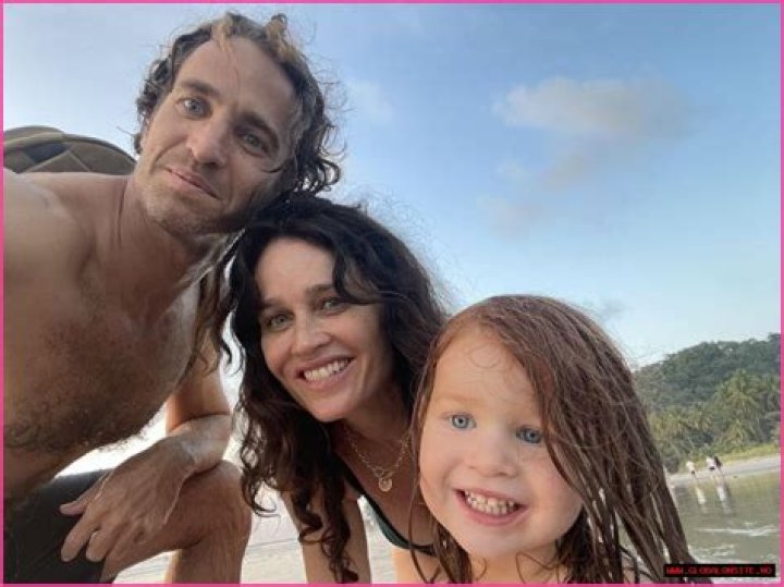 Robin Tunney Accident: Unraveling the Truth Behind the Incident