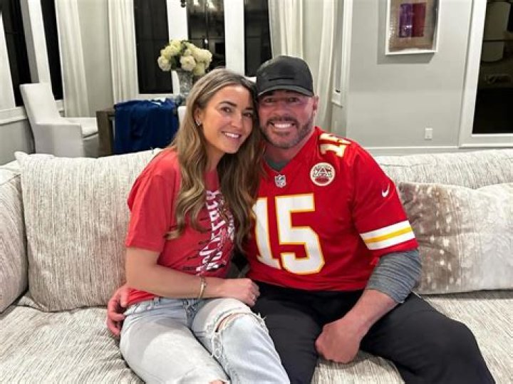 Why is Jim Edmonds Selling His House? A Deep Dive into His Real Estate Decisions